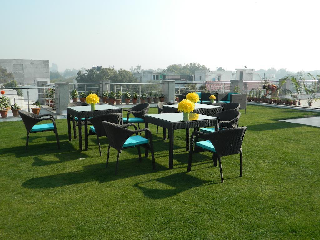 Bed and Breakfast 76 Friends Colony Nuova Delhi Esterno foto